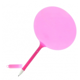 Pai pai con bolígrafo