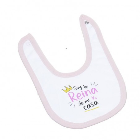 Babero con frase soy la reina de la casa