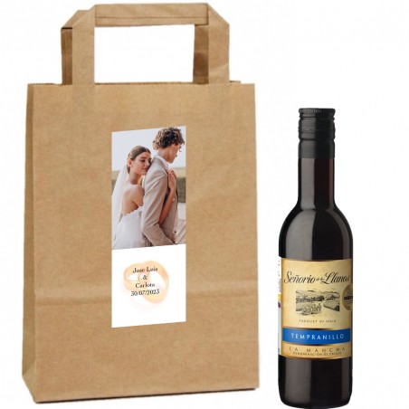 Vino tinto en bolsa kraf personalizada con foto