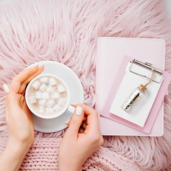 Bote para deseos con tapón de corcho