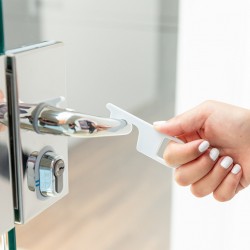 Llavero higiénico multiuso antibacteriano anti contacto