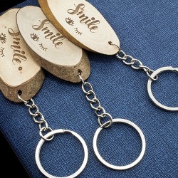 Llavero tronco madera