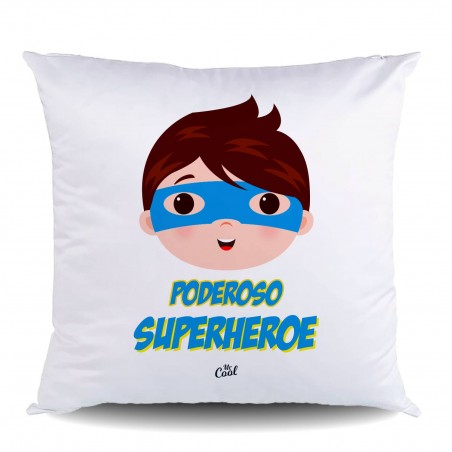 Cojin poderoso superheroe