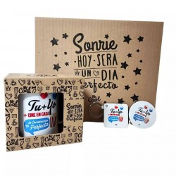 Pack regalo tu + yo + cine en casa igual la combinación perfecta taza + llavero + imán abridor