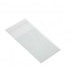 Pulsera árbol de la vida con nombre de invitada en adhesivo presentada en cajita novia