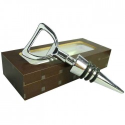 Tapón de vino y abrebotellas en bolsa kraft personalizada con nombre de invitado