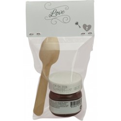 Nutella con cuchara presentada en bolsa transparente con cartón love personalizado