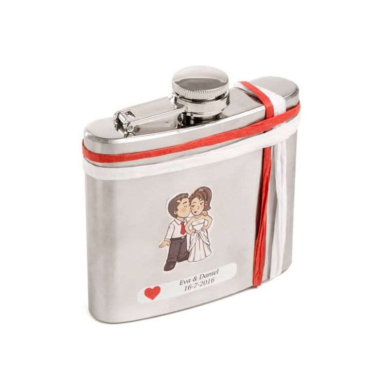 Petaca personalizada para bodas con adhesivo novios y decorada