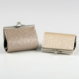 Monedero cierre metálico