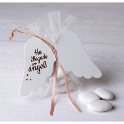 Colgante madera alas ha llegado un ángel